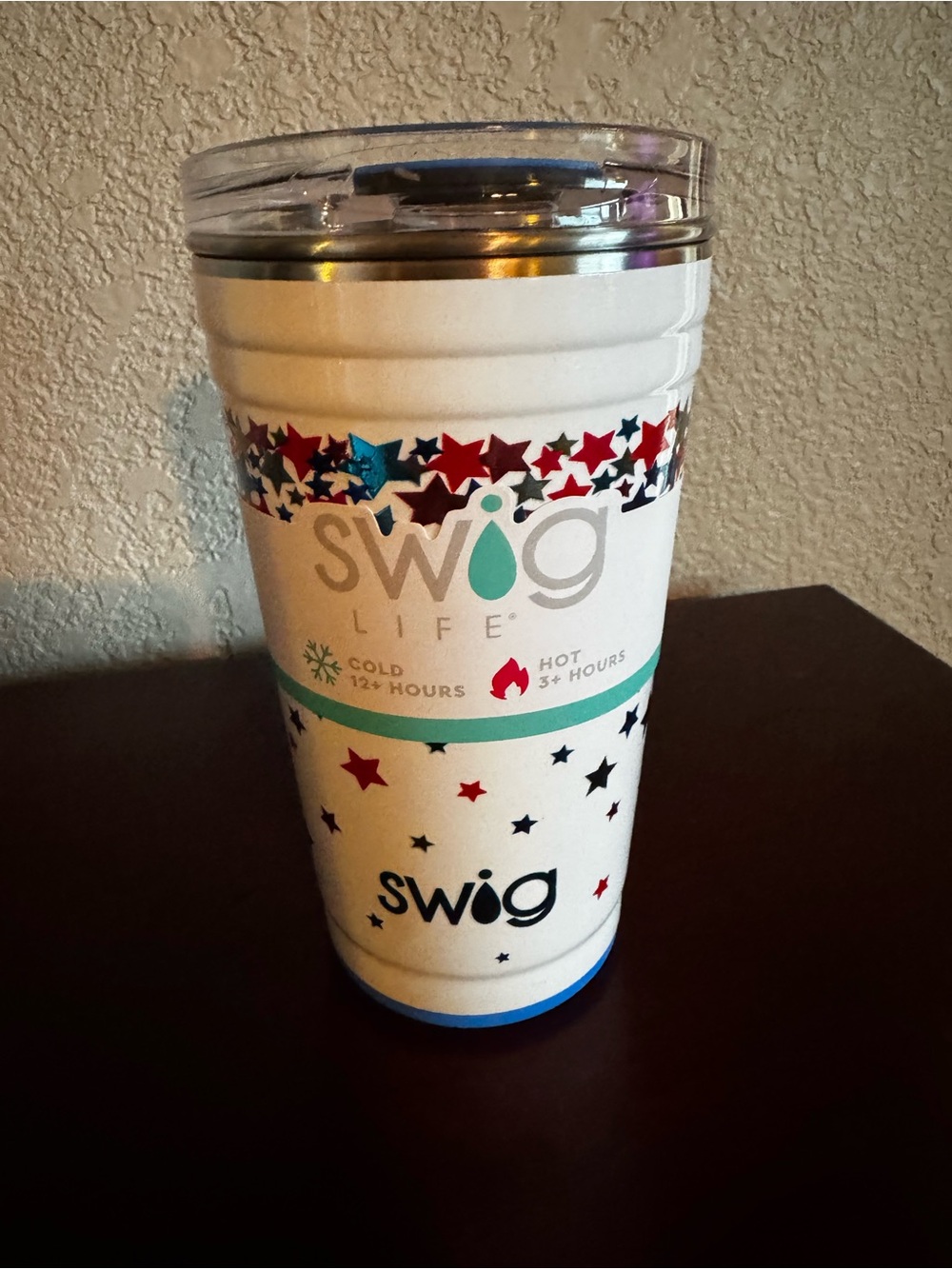NWT Swig 24oz Star Spangled Party Cup Tumbler